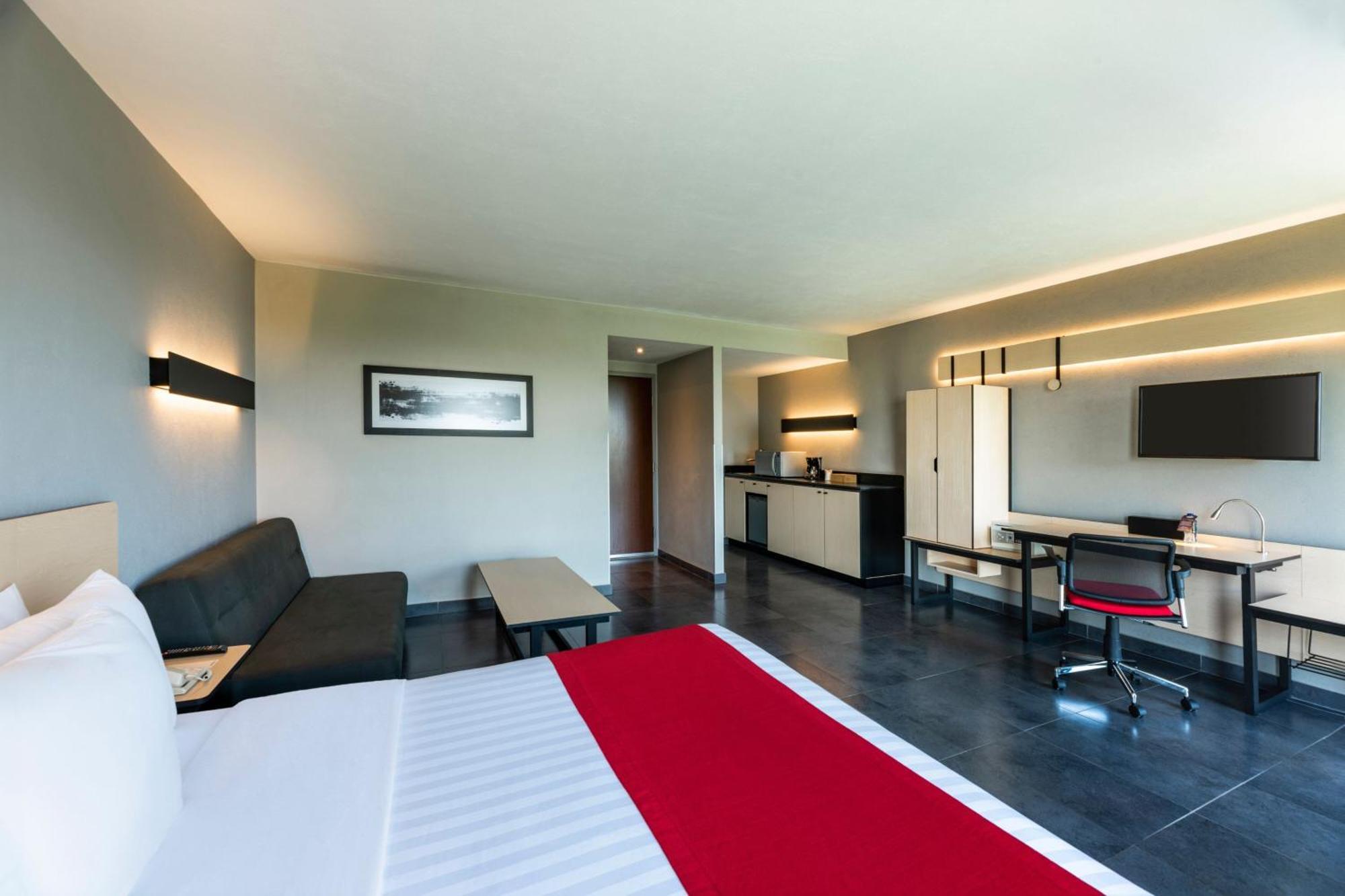 City Express Plus By Marriott Cali Colombia Exterior foto